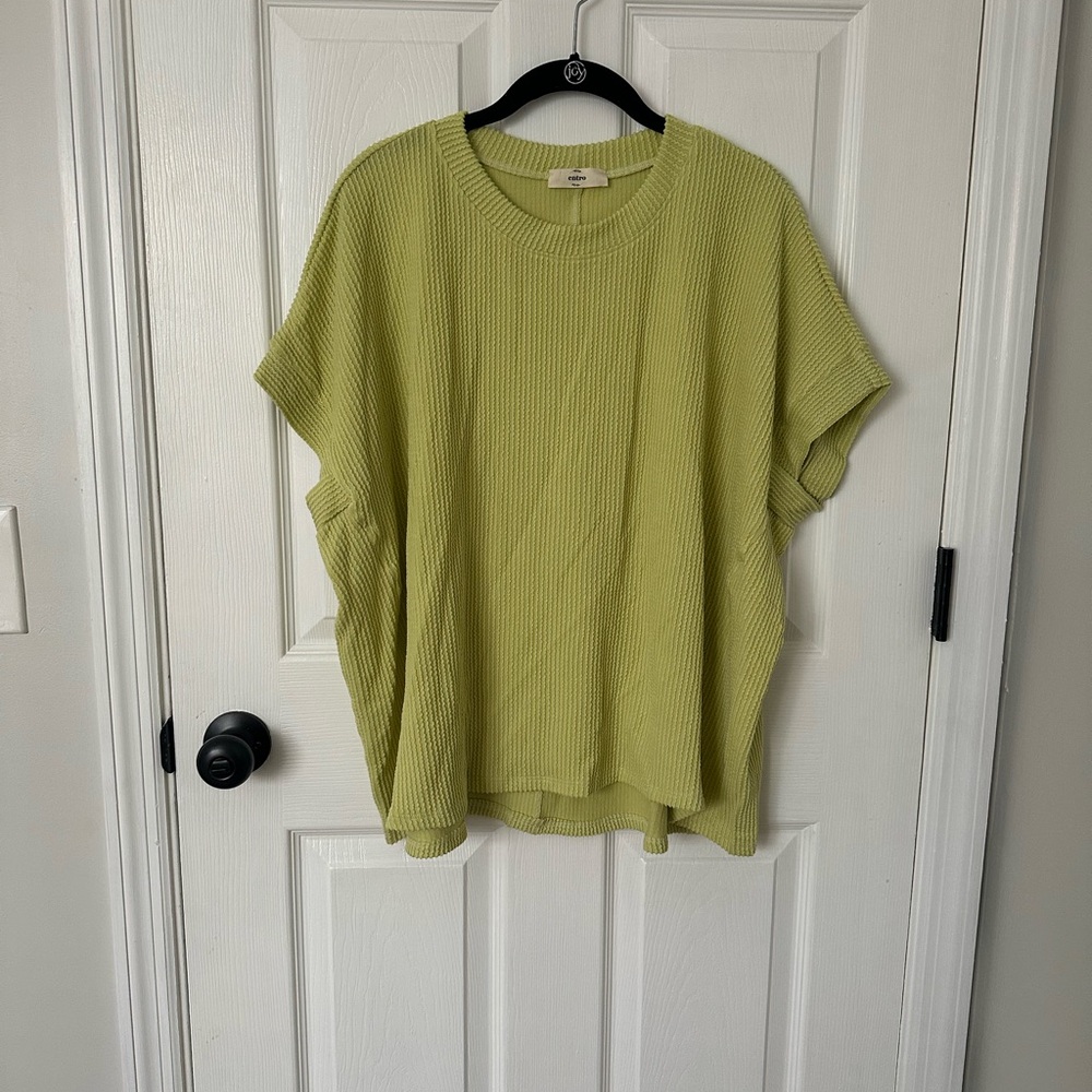 Entro Green Boxy Tee